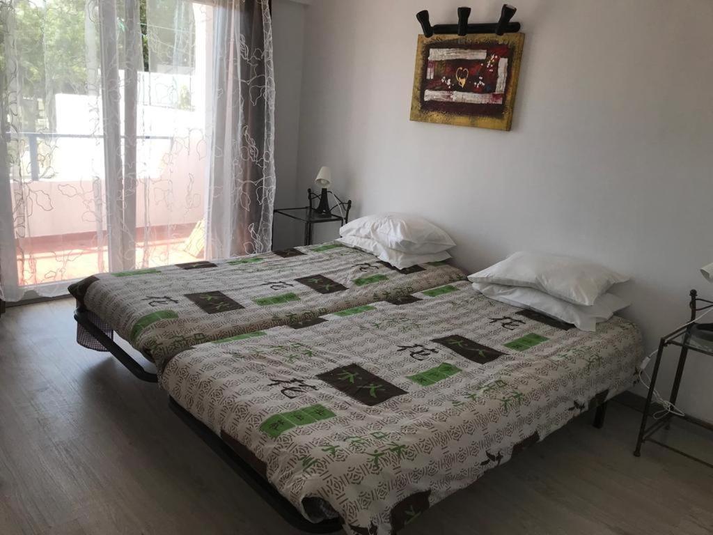 Guest House Casa Ramos On The Strip Albufeira Exteriör bild