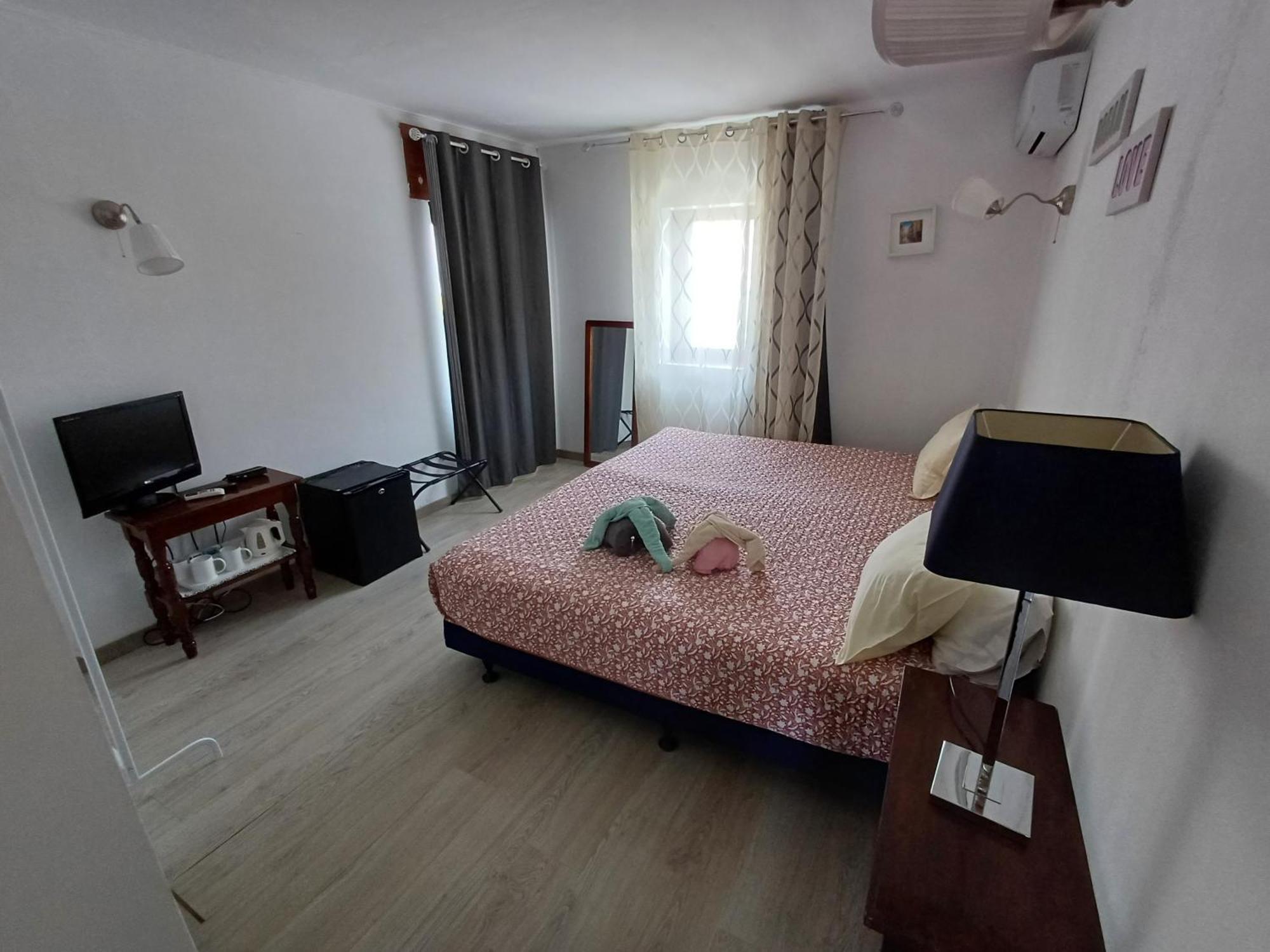 Guest House Casa Ramos On The Strip Albufeira Exteriör bild