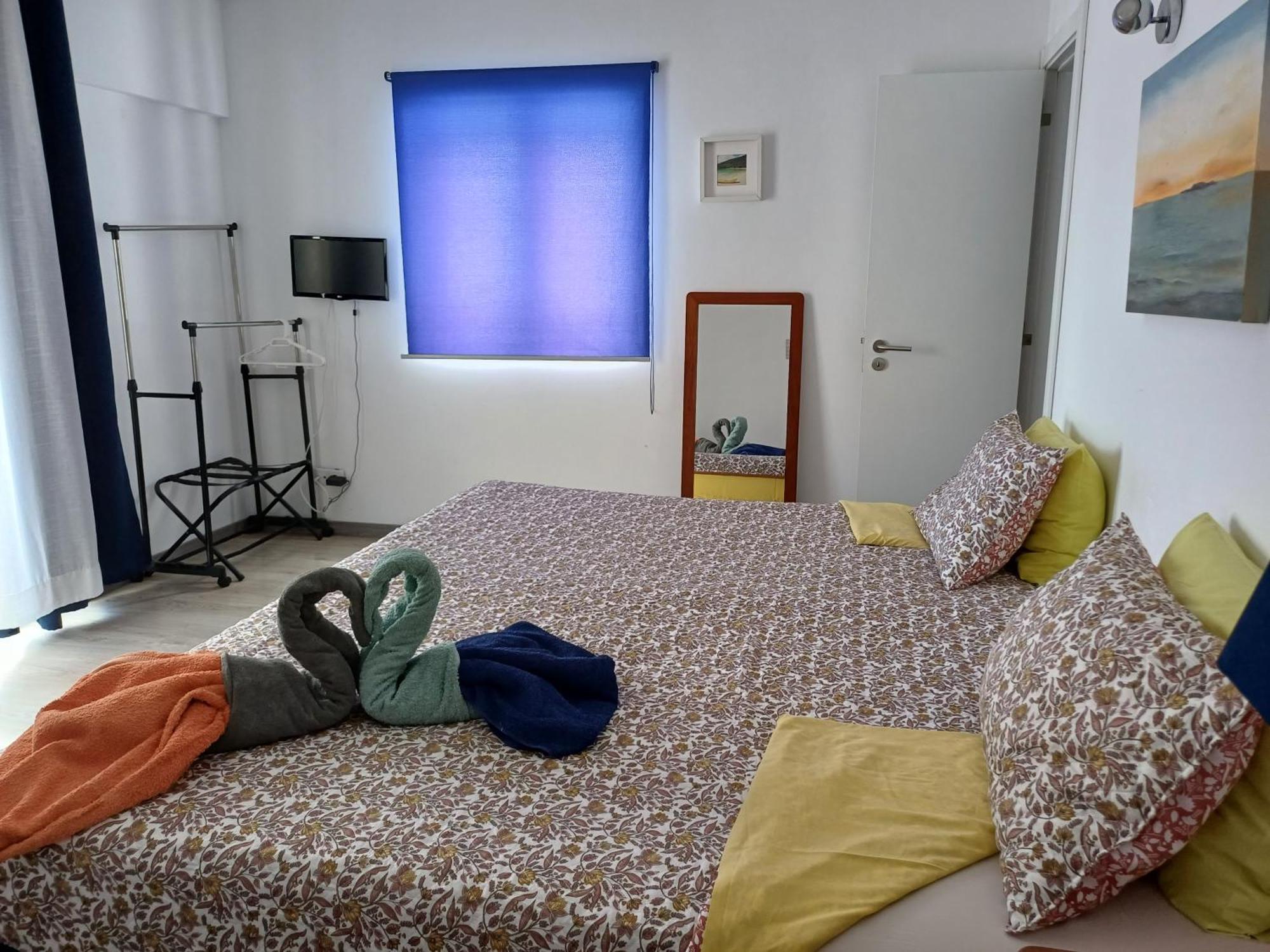 Guest House Casa Ramos On The Strip Albufeira Exteriör bild